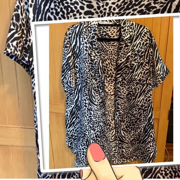 Victoria's Secret Tops - VICTORIAS SECRET  COVER UP / LOUNGE